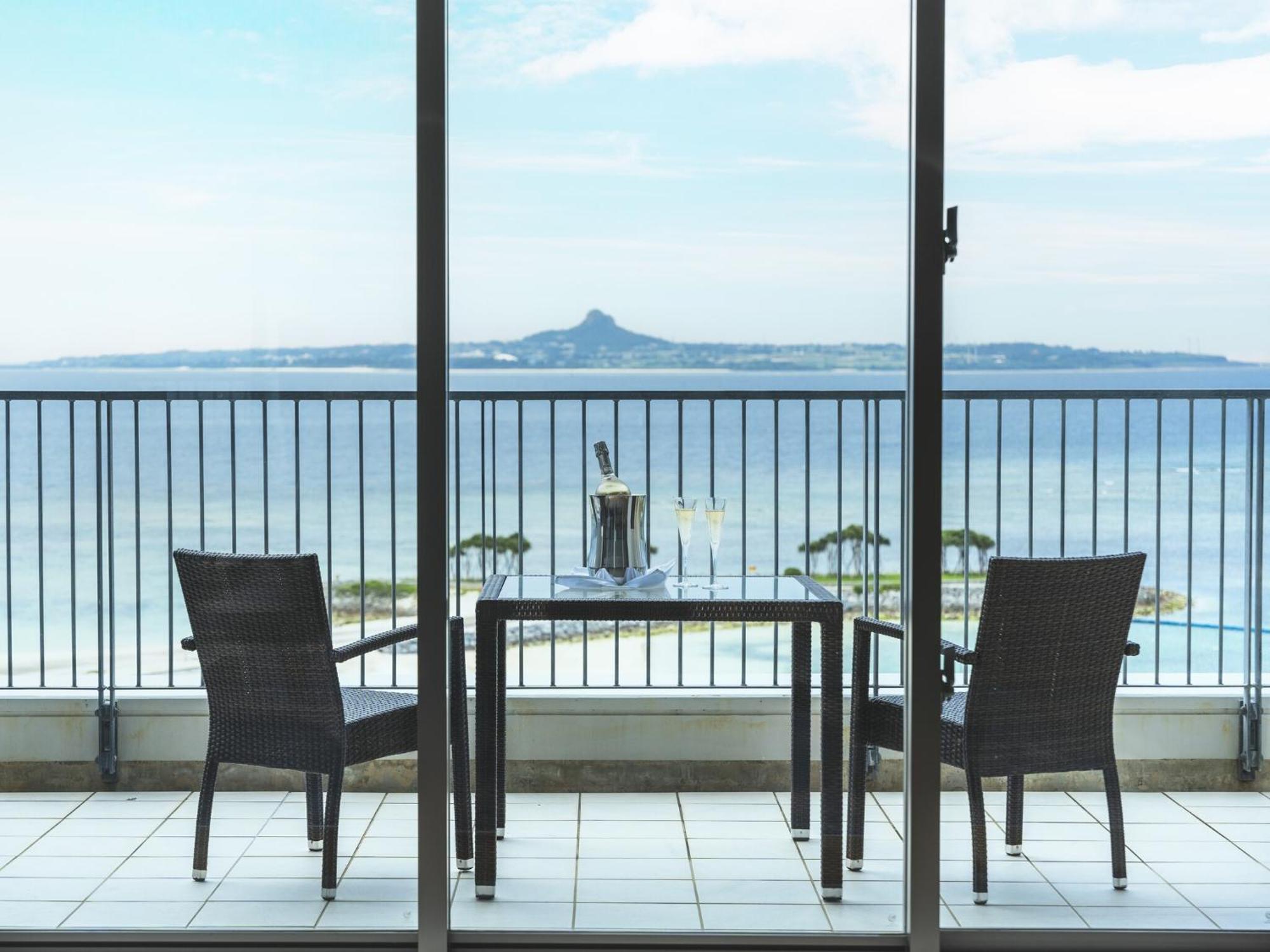 The Orion Hotel Motobu Resort & Spa Extérieur photo